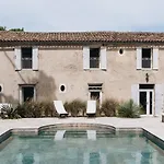 Le Château Réal Couette-café