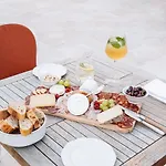 Le Chateau Real Oda ve Kahvaltı 4*