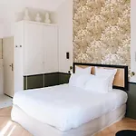 Couette-café Le Château Réal