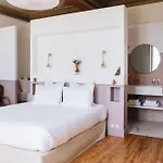 Couette-café Le Château Réal 4*