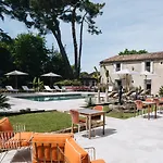 Le Chateau Real