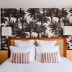 Couette-café Le Château Réal 4*