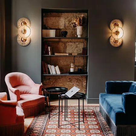 Alojamento de Acomodação e Pequeno-almoço Le Château Réal Saint-Seurin-de-Cadourne