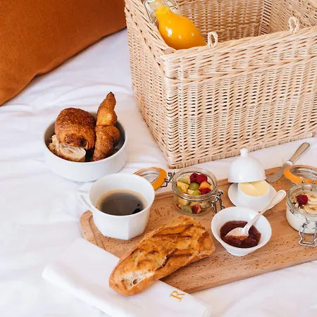 Alojamento de Acomodação e Pequeno-almoço Le Château Réal