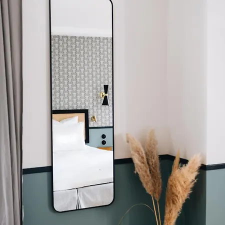 Le Chateau Real Bed & Breakfast 4*