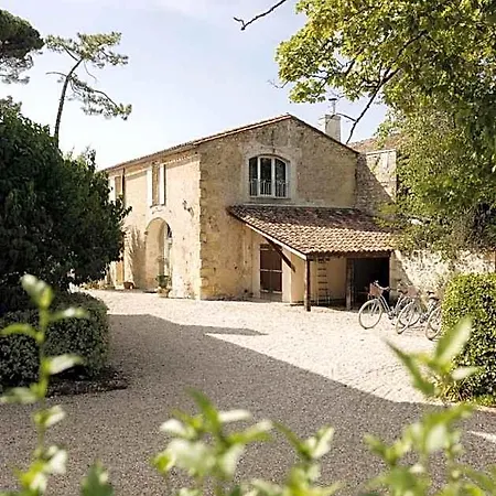 Le Chateau Real ベッド・アンド・ブレックファスト 4*