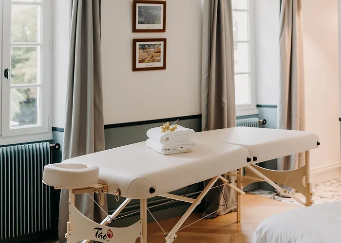 Bed & Breakfast Le Chateau Real Saint-Seurin-de-Cadourne