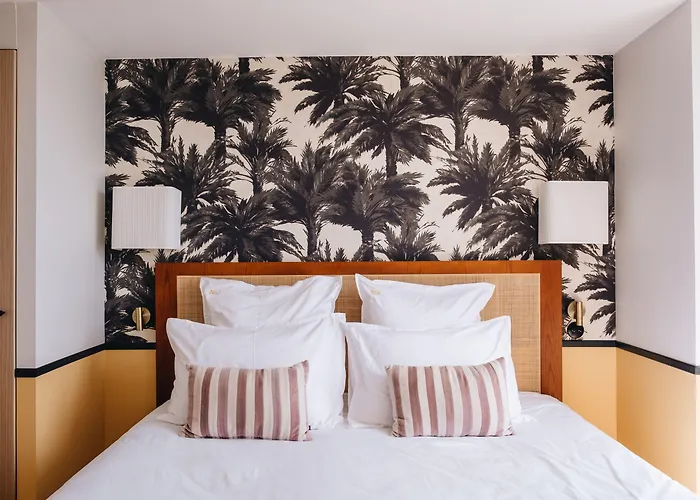 Bed & Breakfast Le Chateau Real 4*